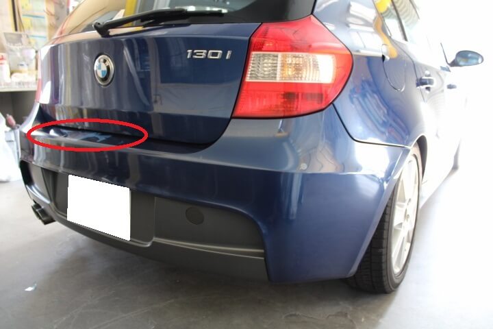 BMW 130i（E87）リアバンパーの経年劣化による塗装の剥がれを修理塗装