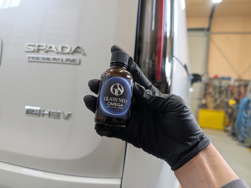 (株)本荘興産　グラスネオオメガ　セラミックコーティング剤