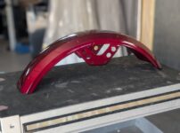 バイクのフロントフェンダー修理塗装
